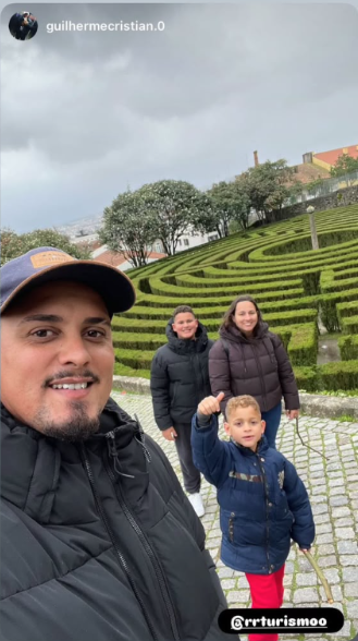 Família viajando com a R&R Turismo